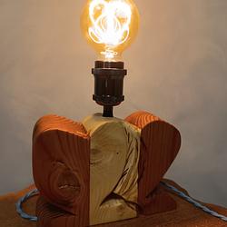 Heart – Lampada Artigianale in Legno con Cuore Luminoso | Pezzo Unic0
