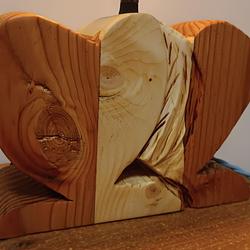 Heart – Lampada Artigianale in Legno con Cuore Luminoso | Pezzo Unic0