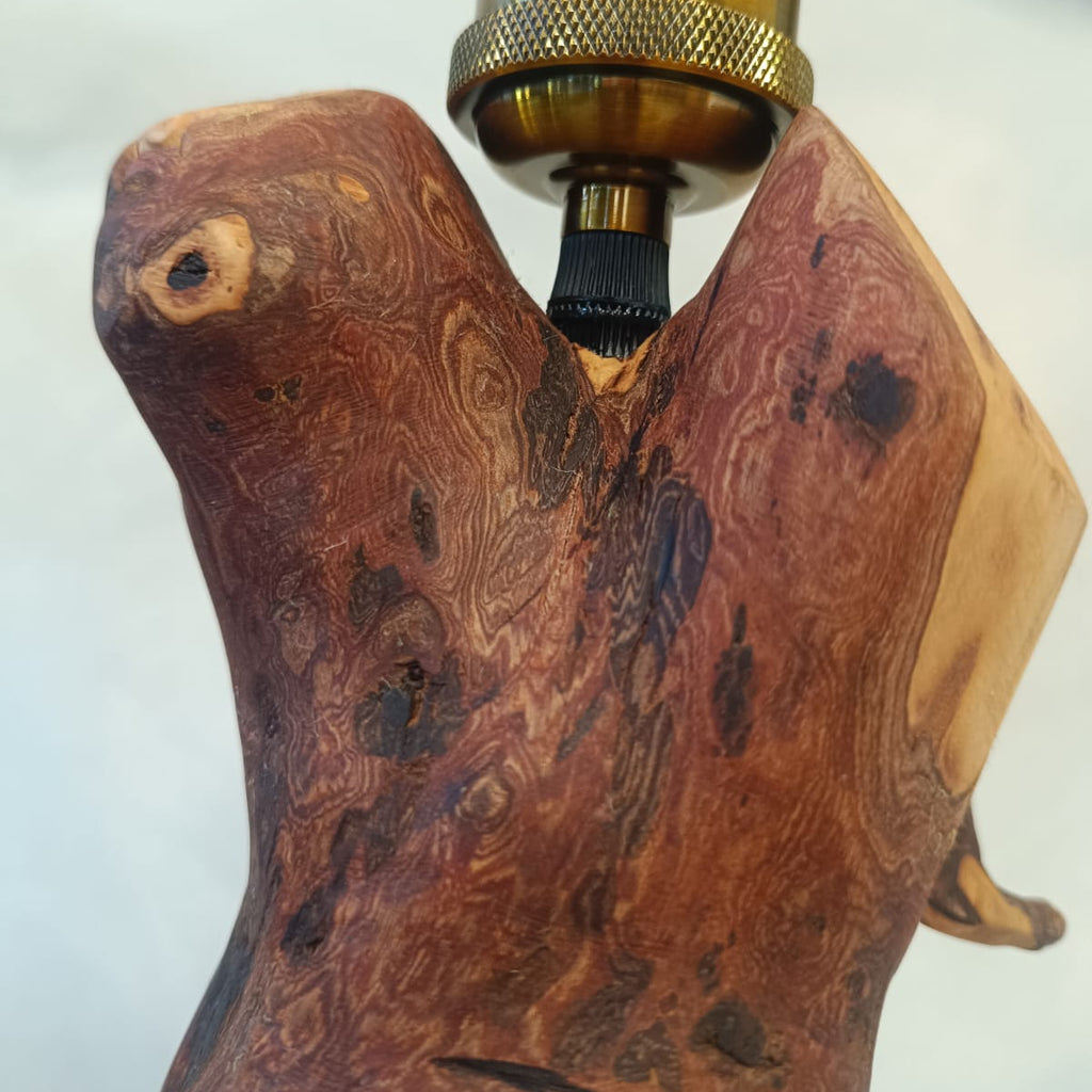 Totem - Lampada in Legno di Pero – Pezzo Unico Artigianale Made in Italy
